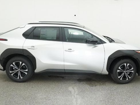 New 2025 Toyota bZ4X FWD image 25