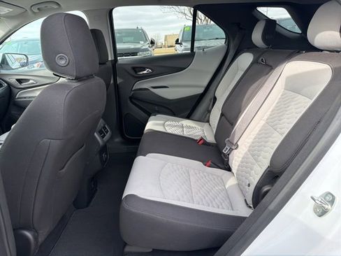 Used 2020 Chevrolet Equinox LT image 12