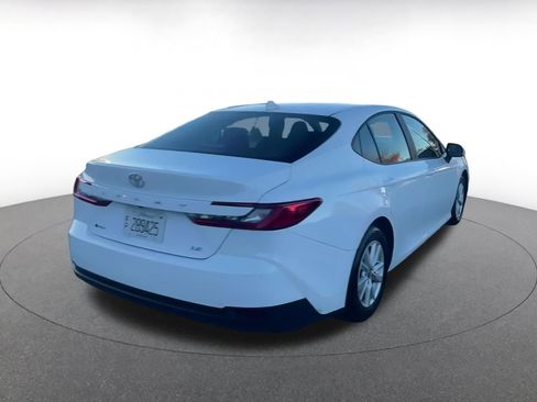 Used 2025 Toyota Camry LE image 14