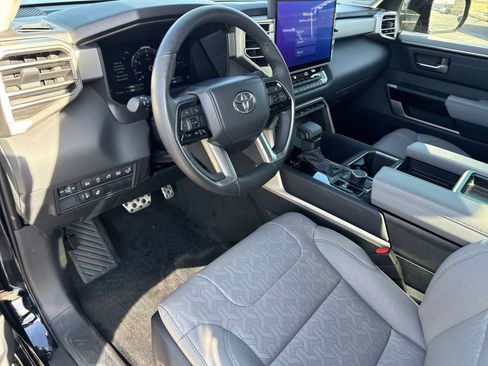 Used 2024 Toyota Tundra Limited image 16
