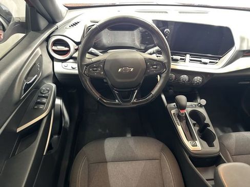 Certified 2024 Chevrolet Trax RS w/ Driver Confidence Package FWD image 14