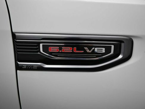 Used 2019 GMC Sierra 1500 AT4 w/ AT4 Premium Package AWD/4WD image 34
