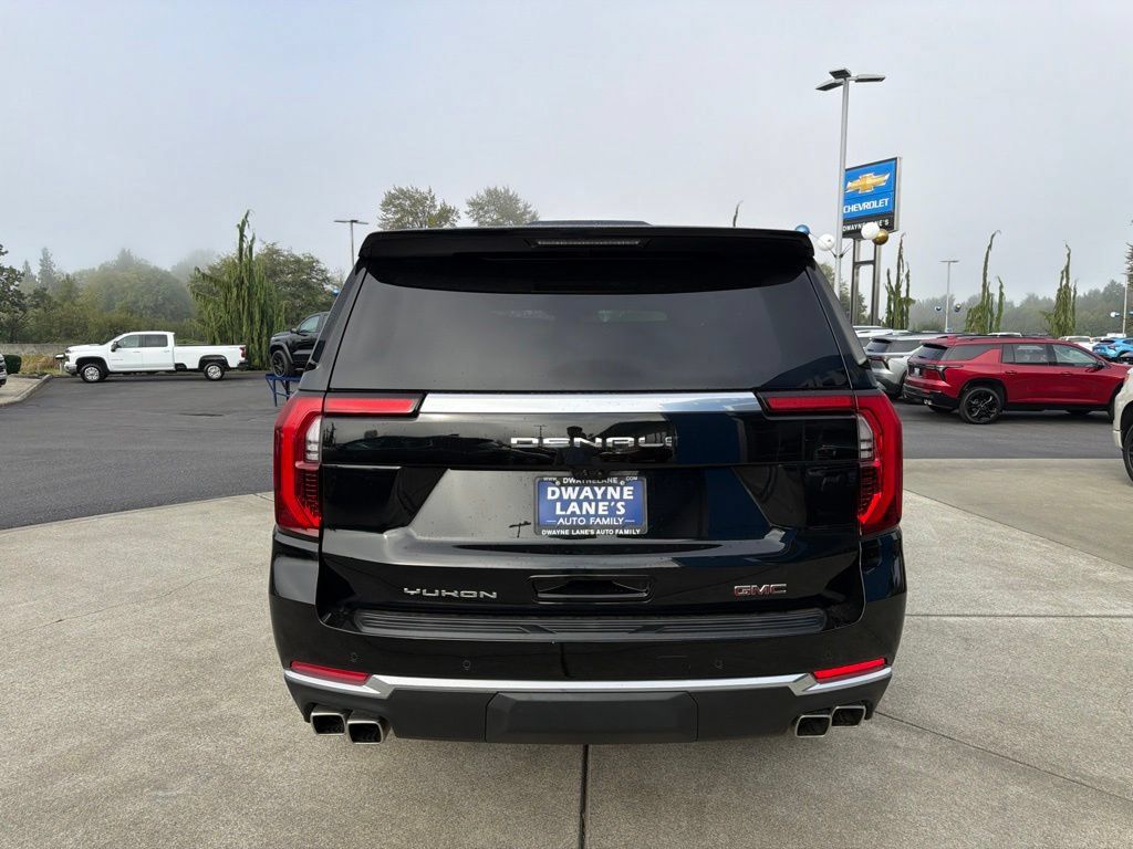 Used 2025 GMC Yukon Denali w/ Denali Reserve Package AWD/4WD image 5