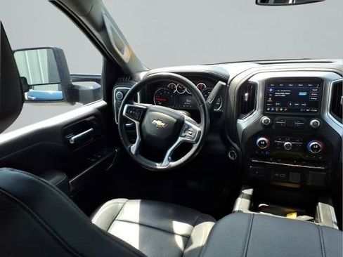 Used 2023 Chevrolet Silverado 2500 LTZ w/ LTZ Convenience Package AWD/4WD image 10