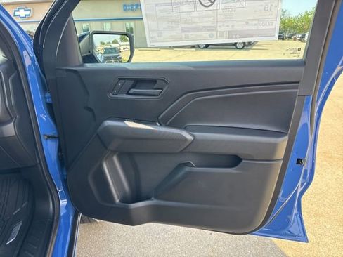 New 2026 Chevrolet Colorado Trail Boss w/ Off-Road Front Bumper Package AWD/4WD image 26