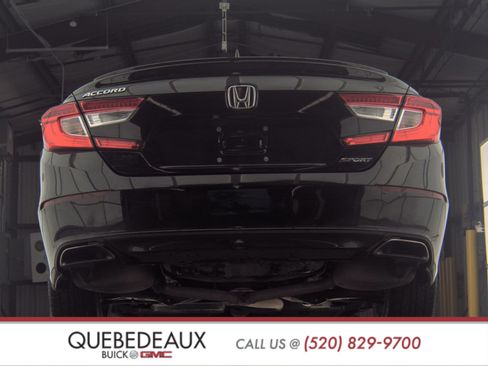 Used 2021 Honda Accord Sport image 10