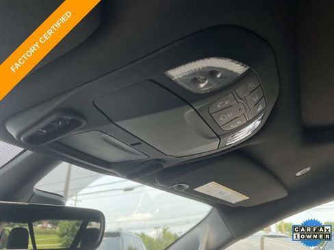 Used 2025 Chrysler Pacifica Select w/ Uconnect Theater Family Group FWD image 36