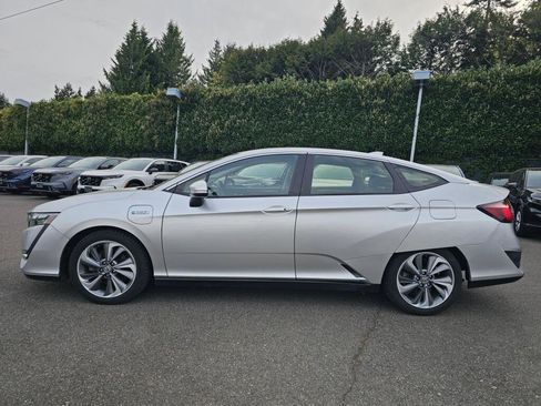 Used 2018 Honda Clarity Touring image 4
