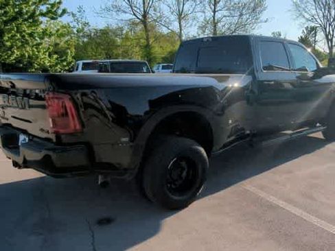 New 2026 RAM 3500 Laramie AWD/4WD image 8