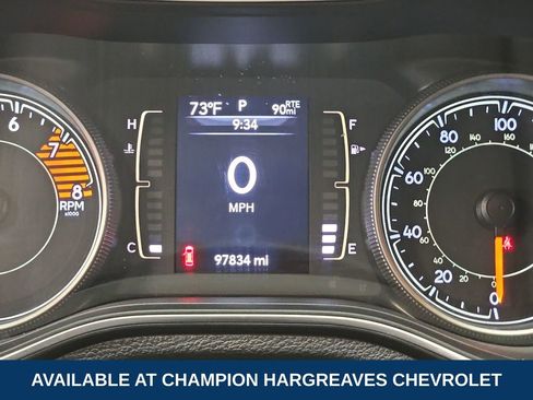 Used 2019 Jeep Cherokee Latitude Plus w/ Cold Weather Group AWD/4WD image 15