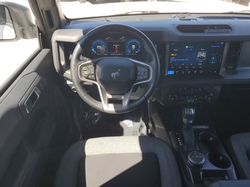 Used 2025 Ford Bronco Big Bend image 19