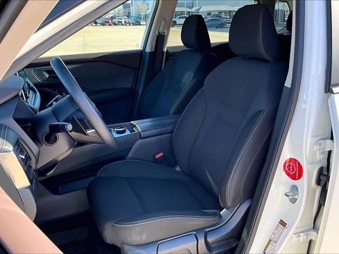 Certified 2023 Nissan Rogue S image 6