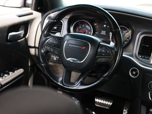 Used 2019 Dodge Charger Scat Pack RWD image 33