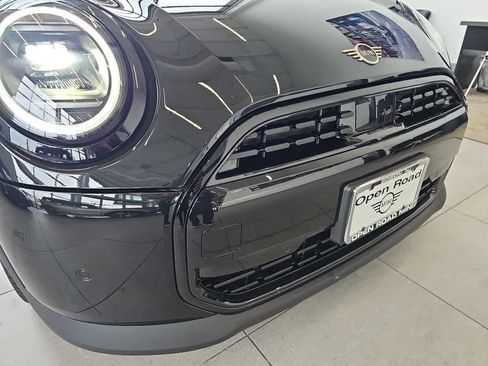 Certified 2025 MINI Cooper 2-Door Hardtop image 6