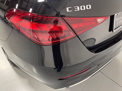 Used 2022 Mercedes-Benz C 300 4MATIC Sedan image 13