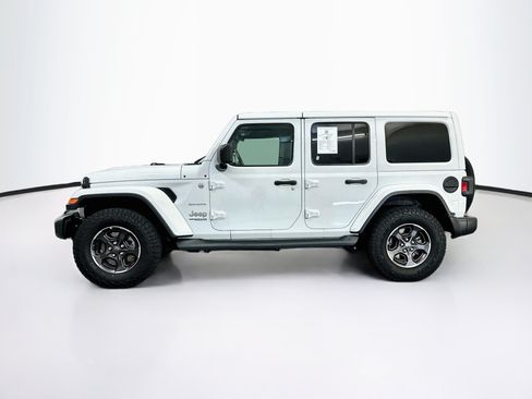 Used 2020 Jeep Wrangler Unlimited Sahara AWD/4WD image 4