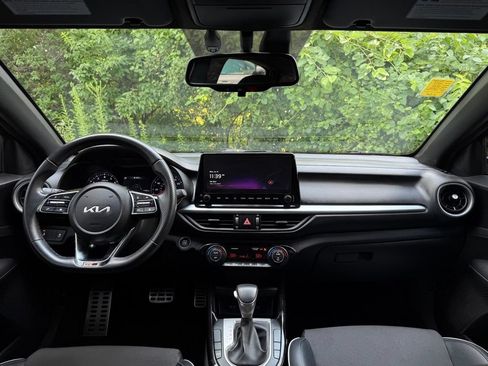 Used 2023 Kia Forte GT-Line w/ GT-Line Technology Package FWD image 19