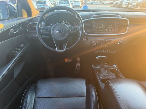Used 2016 Kia Sorento SX image 20
