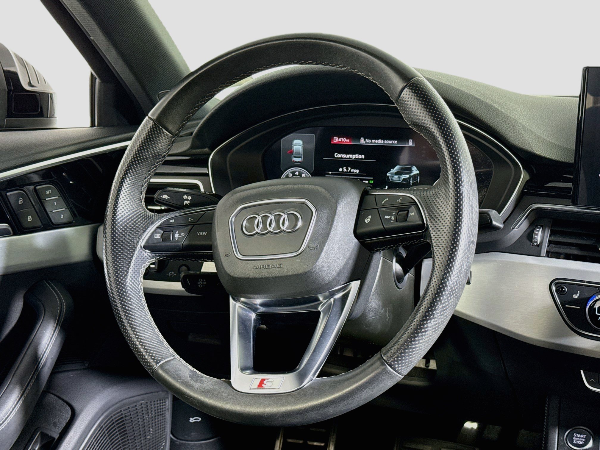 Used 2023 Audi A4 2.0T Premium Plus w/ Premium Plus Package AWD/4WD image 12