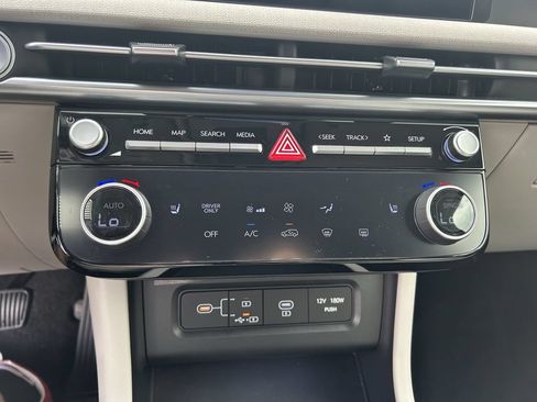 Certified 2025 Hyundai Tucson SEL AWD/4WD image 29
