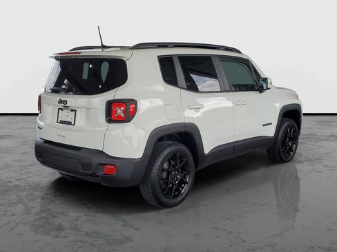Certified 2020 Jeep Renegade Altitude AWD/4WD image 2
