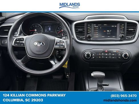 Used 2019 Kia Sorento FWD image 12
