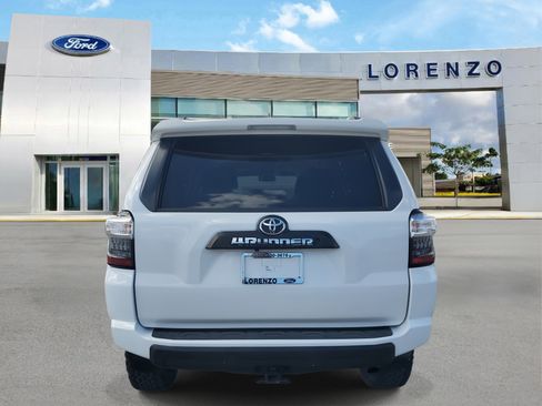 Used 2019 Toyota 4Runner TRD Off-Road image 6