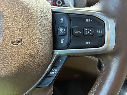 Used 2021 RAM 1500 Limited AWD/4WD image 30