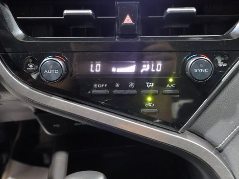 Used 2023 Toyota Camry SE FWD image 28