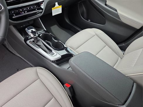 New 2026 Buick Envista Sport Touring FWD image 25
