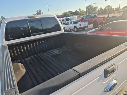 Used 2016 Ford F250 Lariat w/ Lariat Interior Package AWD/4WD image 16