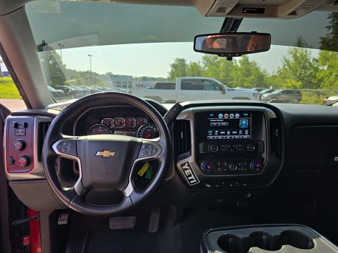 Used 2019 Chevrolet Silverado 1500 LT w/ All Star Edition AWD/4WD image 10