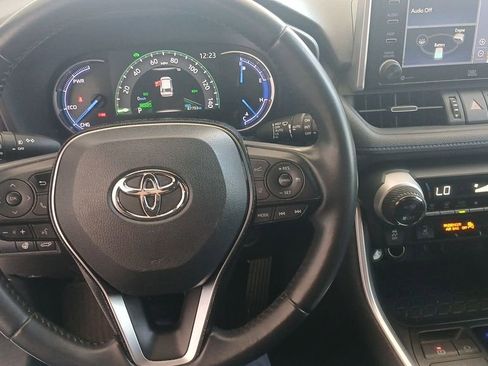 Used 2020 Toyota RAV4 XSE w/ XSE Grade Weather Package AWD/4WD image 9
