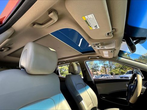 Used 2018 Hyundai Santa Fe Sport w/ Cargo Package image 13