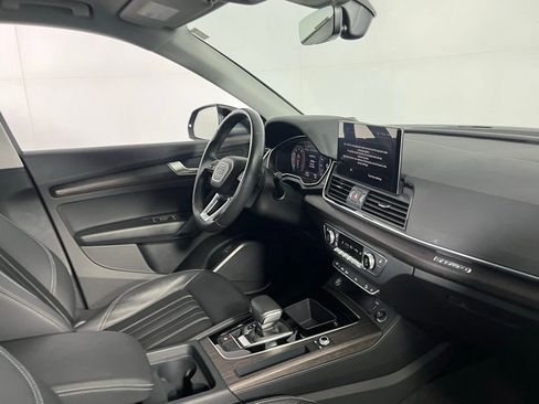 Used 2025 Audi Q5 2.0T Premium image 31