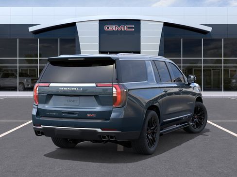 New 2026 GMC Yukon XL Denali w/ Sun & Power Step Package AWD/4WD image 4
