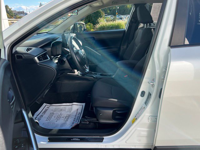 Used 2022 Toyota Corolla Cross LE AWD/4WD image 24