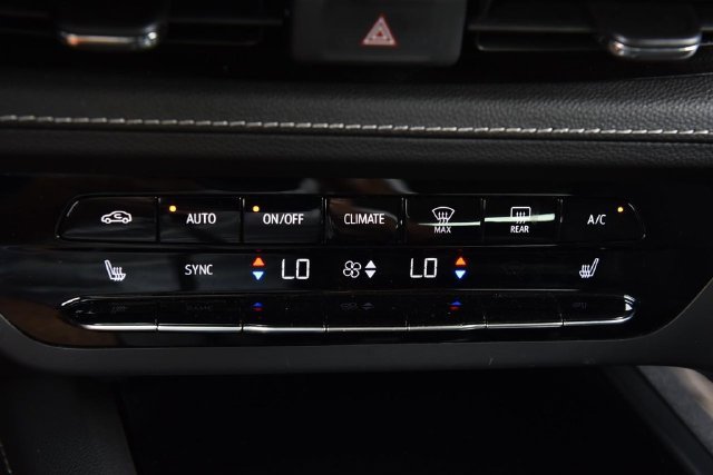 Used 2022 Buick Envision Preferred FWD image 15