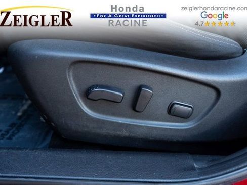 Used 2018 Nissan Rogue Sport SV image 18