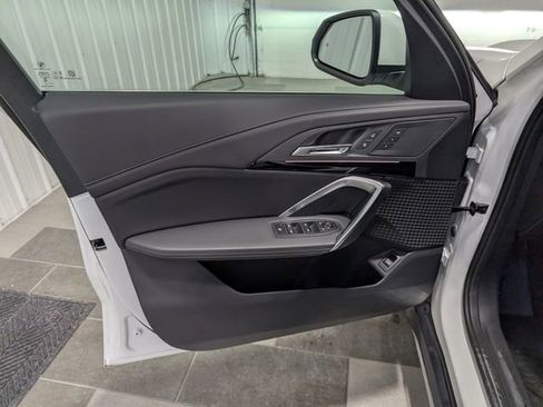 Used 2025 BMW X1 xDrive28i AWD/4WD image 11