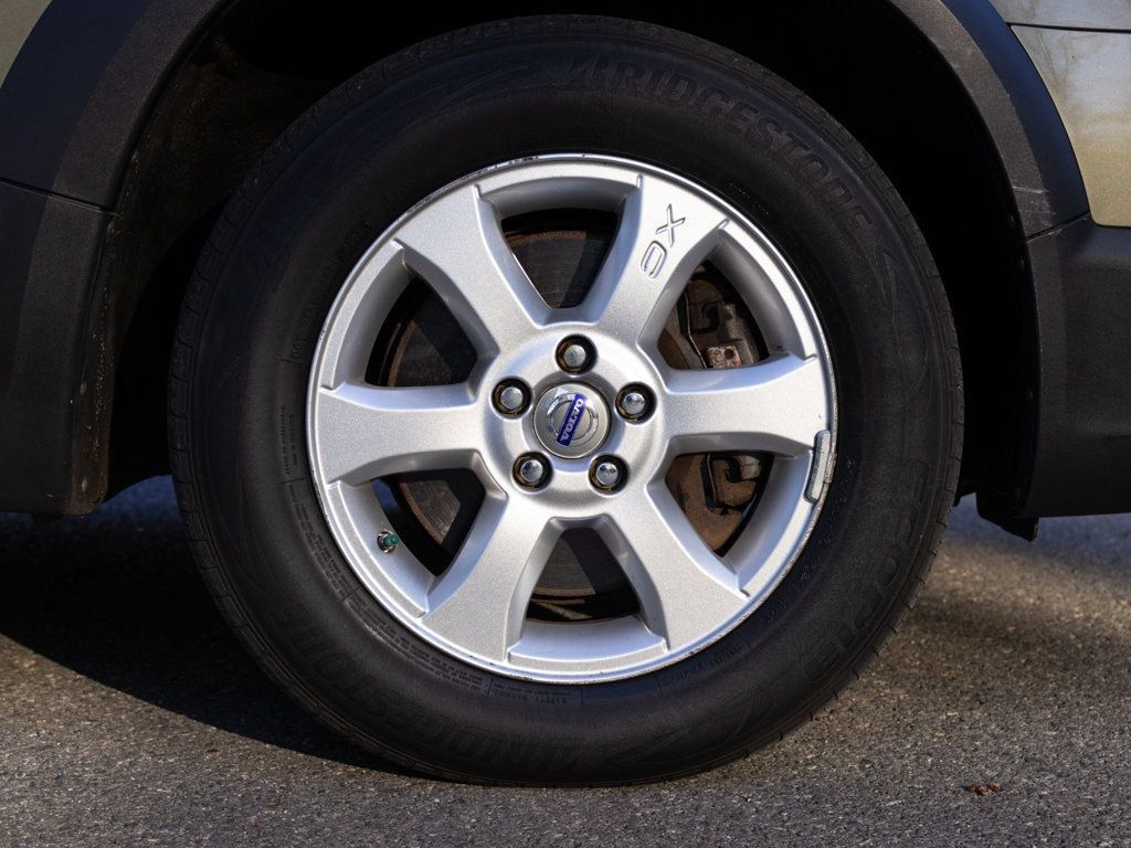 Used 2010 Volvo XC70 3.2 AWD/4WD image 25