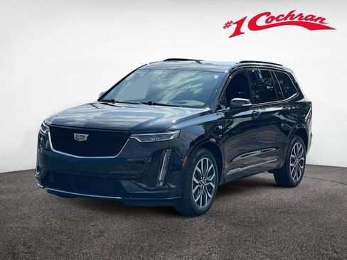Used 2024 Cadillac XT6 Sport w/ Platinum Package image 3