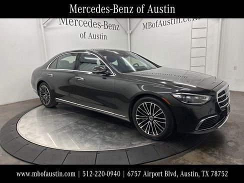 Used 2022 Mercedes-Benz S 580 4MATIC Sedan image 1