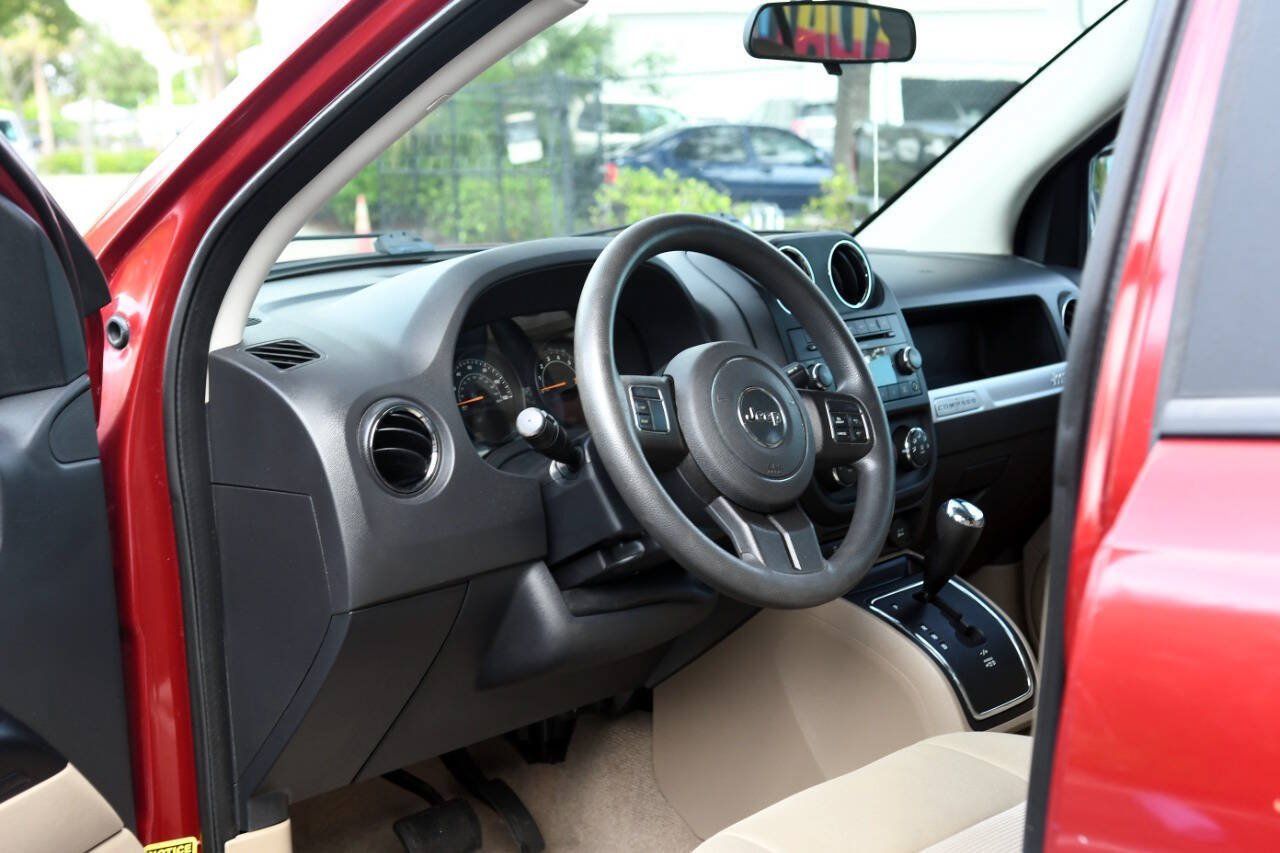 Used 2014 Jeep Compass Sport w/ Power Value Group AWD/4WD image 21