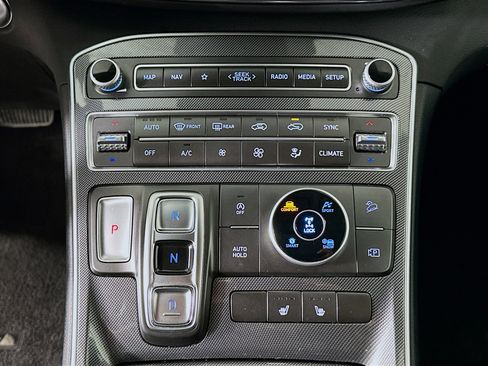 Used 2023 Hyundai Santa Fe SEL image 25