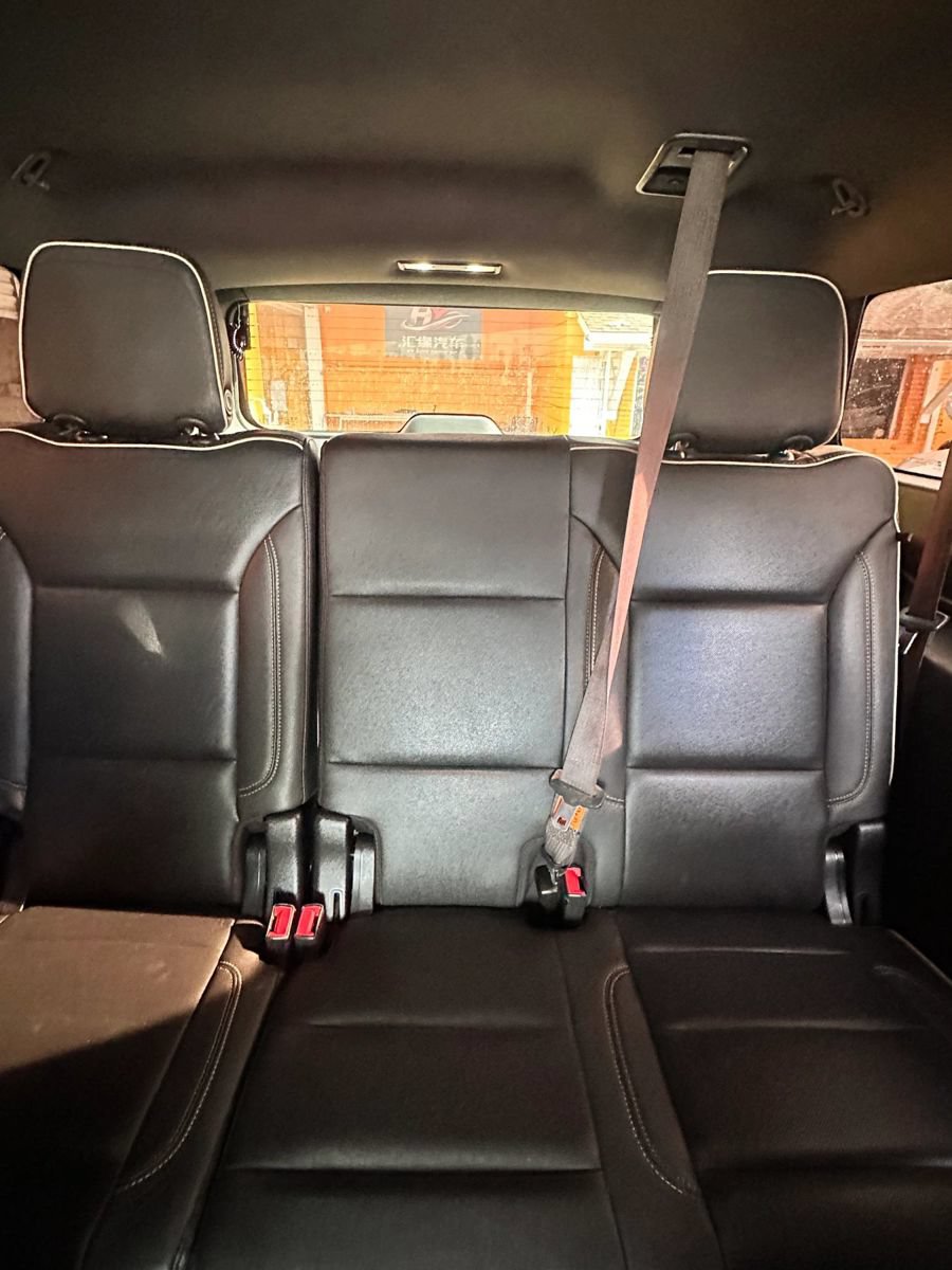 Used 2023 Chevrolet Suburban Premier AWD/4WD image 11