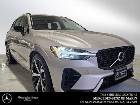 Used 2023 Volvo XC60 T8 Ultimate image 1