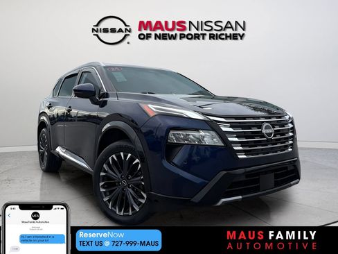 Used 2024 Nissan Rogue Platinum w/ Platinum Premium Package FWD image 1