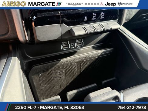 Used 2025 RAM 1500 Big Horn AWD/4WD image 24