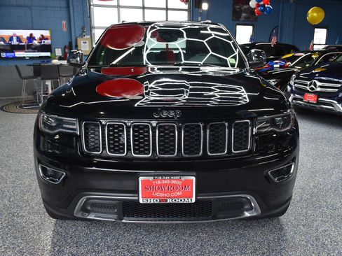 Used 2021 Jeep Grand Cherokee Limited w/ Premium Lighting Group image 12